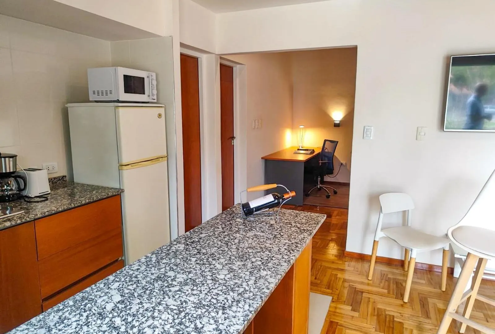 Ubicacion Y Todo Para Tu Desayuno Mendoza Apartment